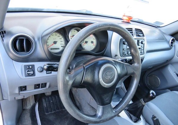 Toyota RAV4 cena 14900 przebieg: 249000, rok produkcji 2002 z Mirosławiec małe 742